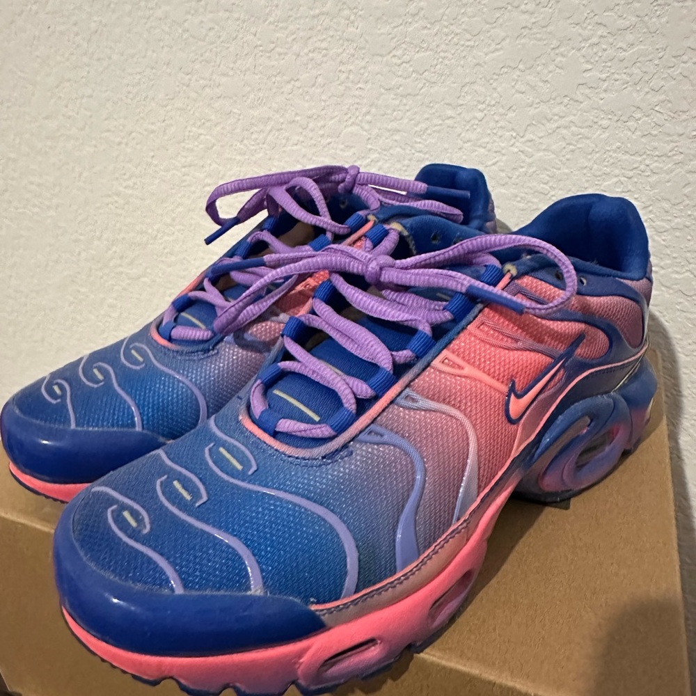Air Max Plus “Sunset Pulse”